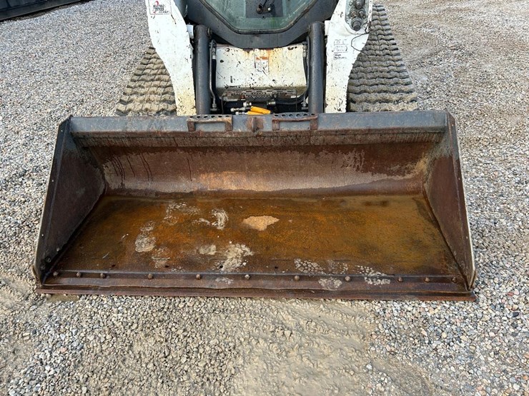 2017-bobcat-t770-image-9