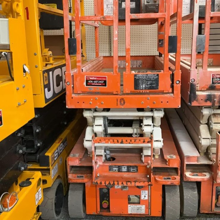 #416 • 2019 Snorkel 19' Scissor Lift