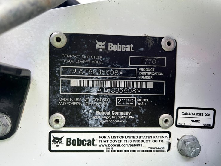 2022-bobcat-t770-image-28