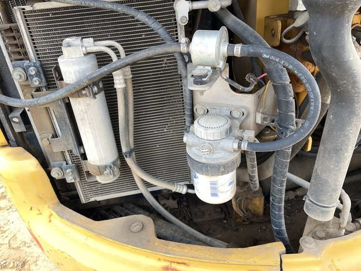 2014-caterpillar-303.5-image-59