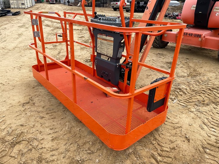 jlg-600aj-image-47
