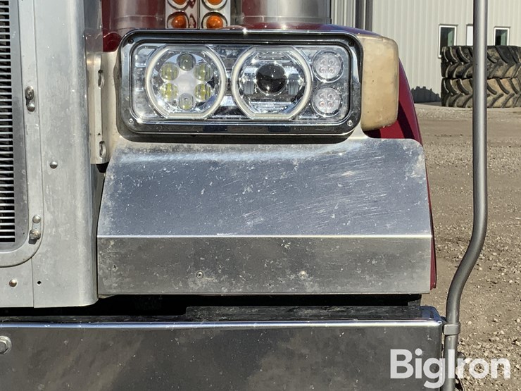 2006-peterbilt-379-image-13