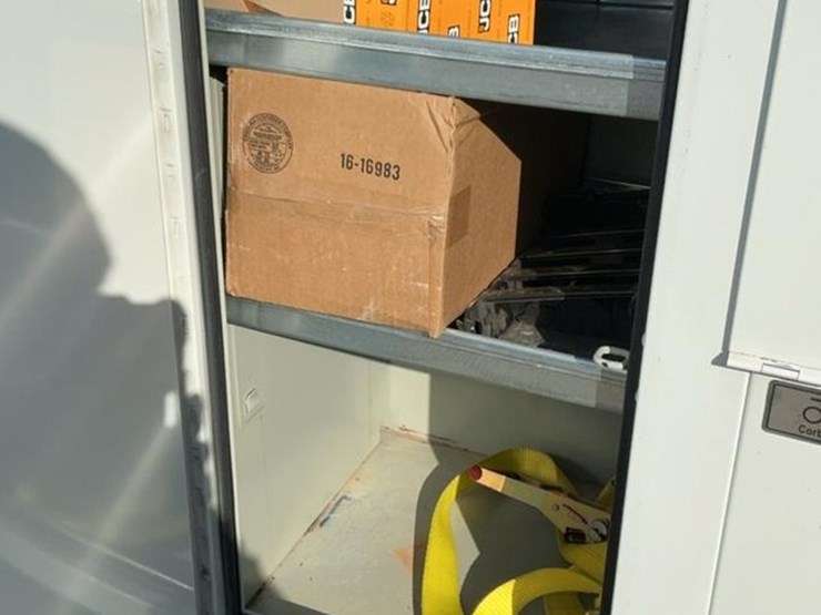 2022-dodge-3500-image-37