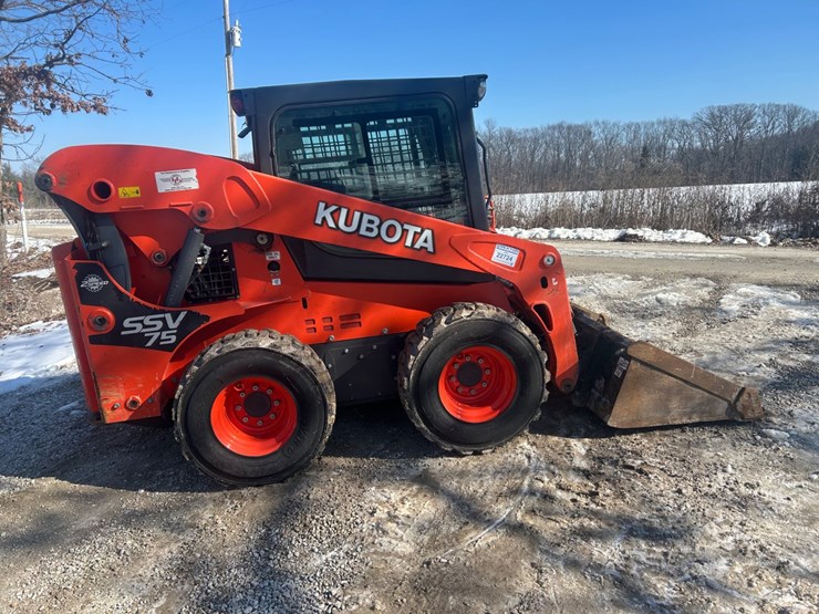 2018-kubota-ssv75-image-18