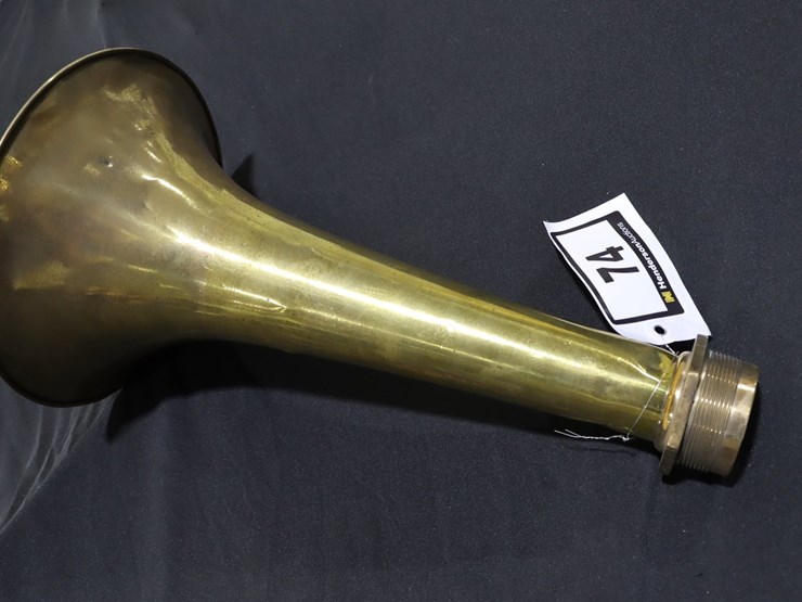 #74-•-brass-horn-image-4