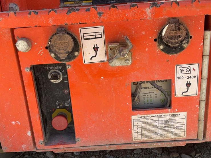 #422-•-snorkel-19'-scissor-lift-image-10