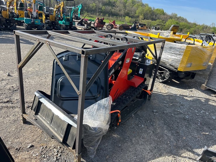 #102-•-2026-sdlanch-sdll580-ride-on-mini-skid-steer-image-2
