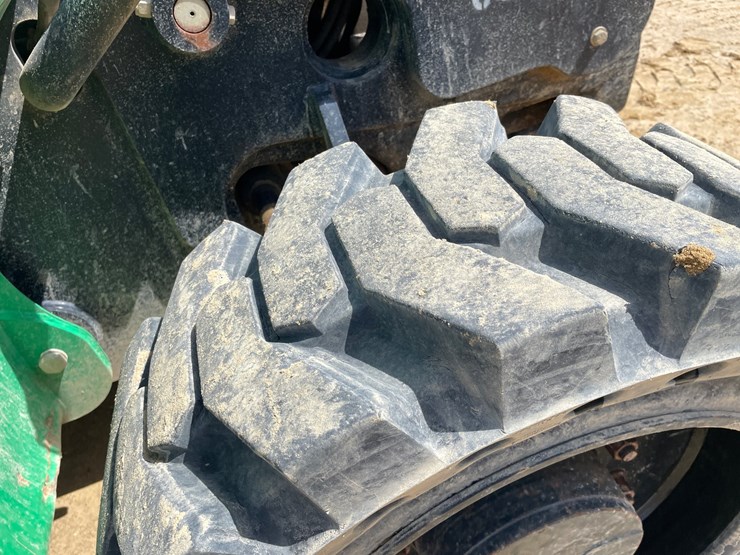 2014-jlg-g5-18a-image-56