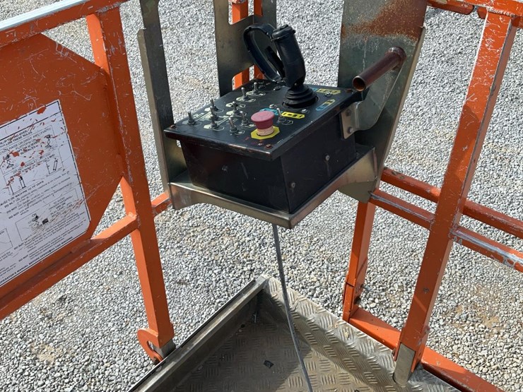 #400-•-2017-snorkel-4wd-rough-terrain-27'-scissor-lift-image-37