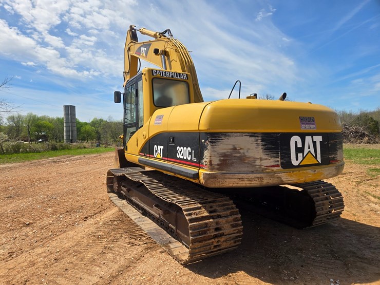 2003-caterpillar-320c-image-16