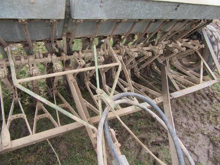 john-deere-10-image-6