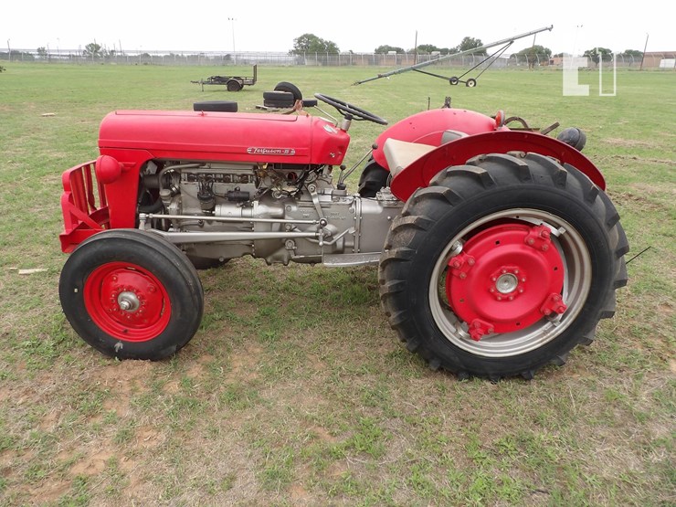 ferguson-to35-image-2