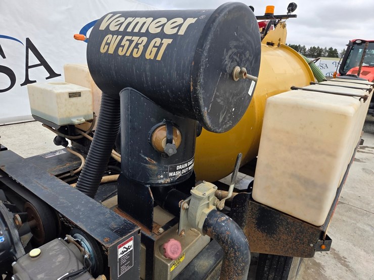 2019-massey-ferguson-8-image-26