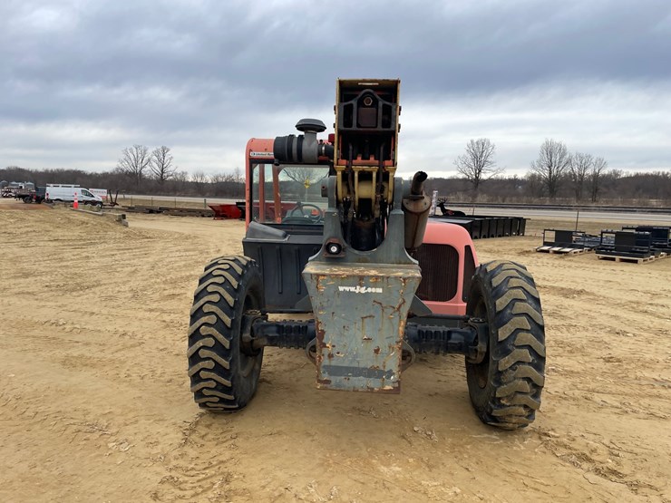 2005-jlg-g9-43a-image-6