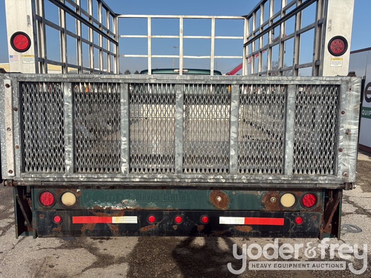 2011-ford-f350-image-19