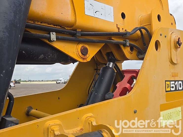 2017-jcb-510-56-image-33