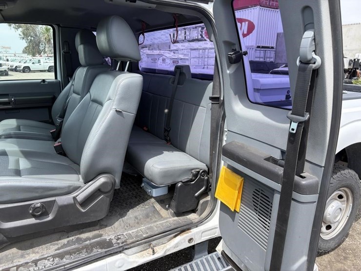 2011-ford-f250-image-14