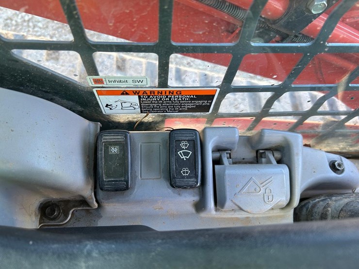 2017-kubota-svl75-2-image-26