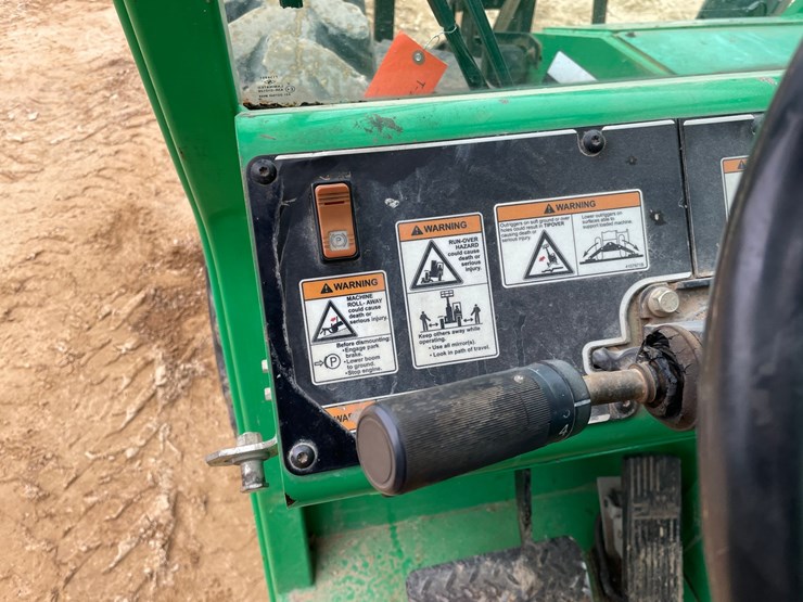 2015-sky-trak-10054-image-74