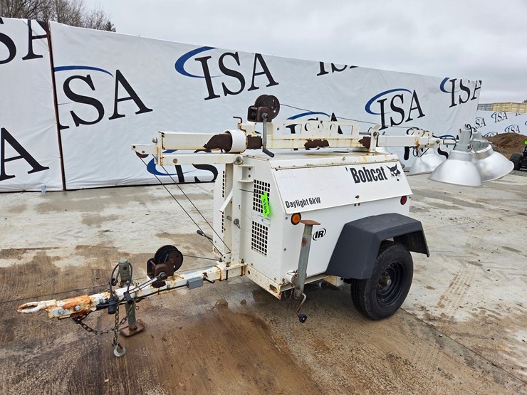 2002-massey-ferguson-8-image-1