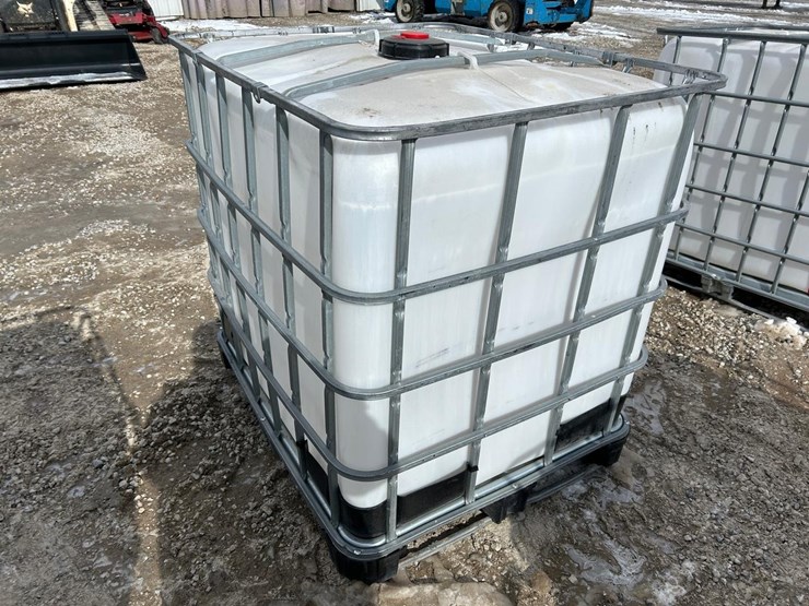 water-tank-tote-image-3