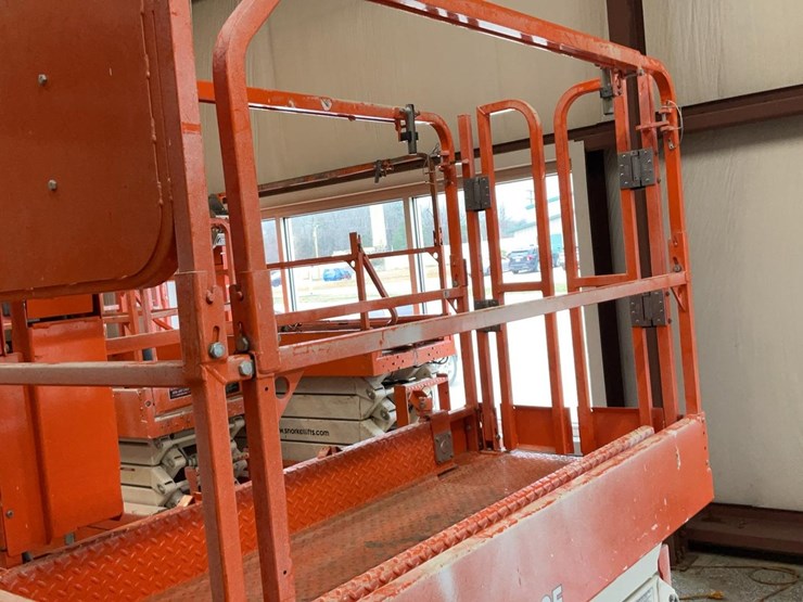 #430-•-2023-snorkel-19'-scissor-lift-image-18