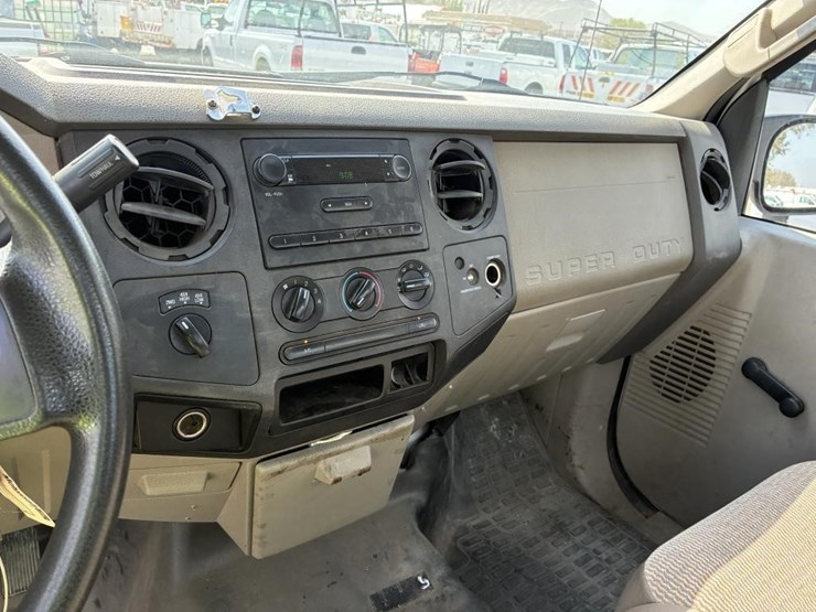 2008-ford-f250-image-19