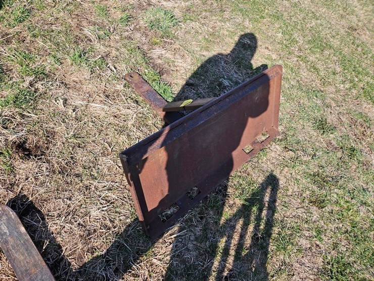 #557-•-pin-hitch-reciever-plate-image-3