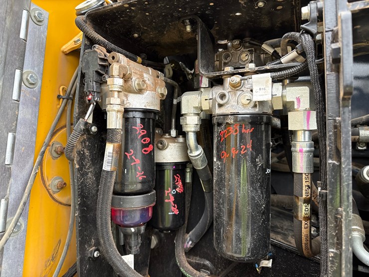 deere-700k-lgp-image-51