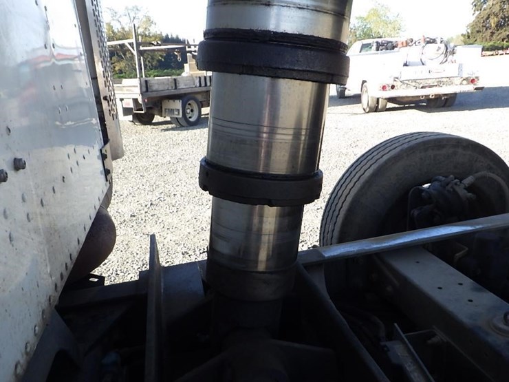 1999-international-9300-image-11