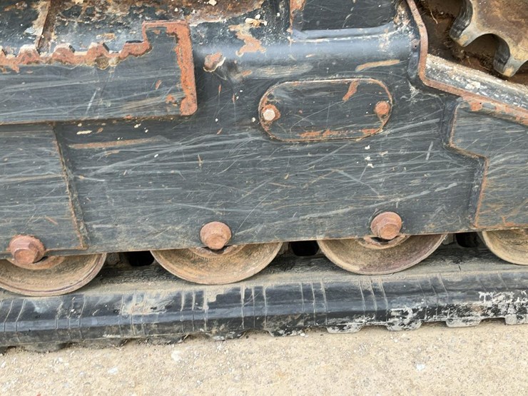 2021-jcb-215t-image-26