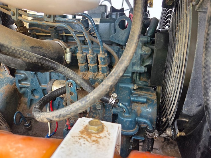 2002-massey-ferguson-8-image-29