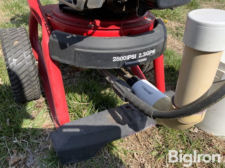 troy-bilt-850ex-power-washer-image-12