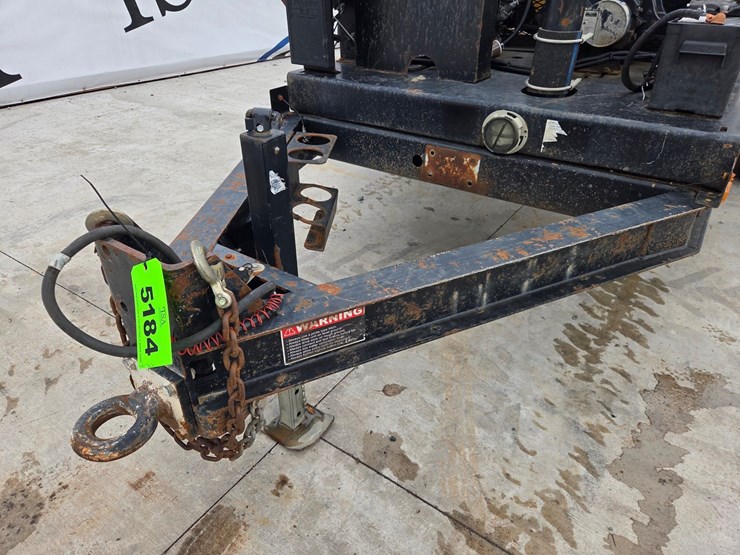 2019-massey-ferguson-8-image-10