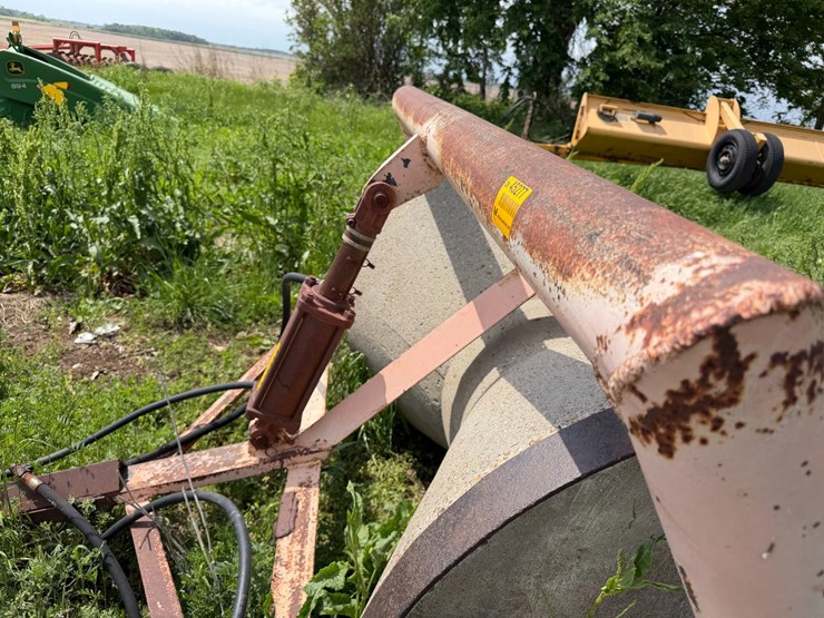 #45277-•-concrete-levee-packer-image-17