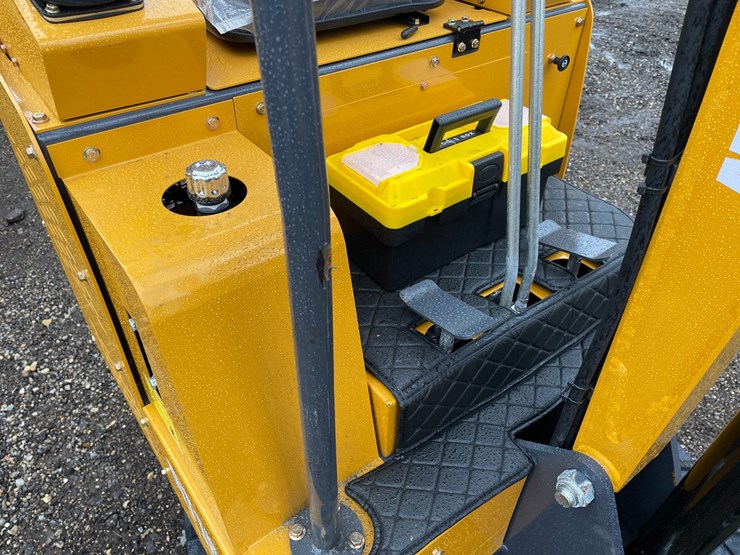 #3247-•-2026-ats-rt15r-mini-excavator-image-14