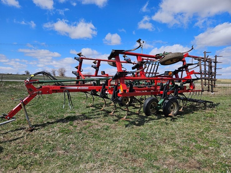 #514-•-brillion-18'-field-cultivator-image-1