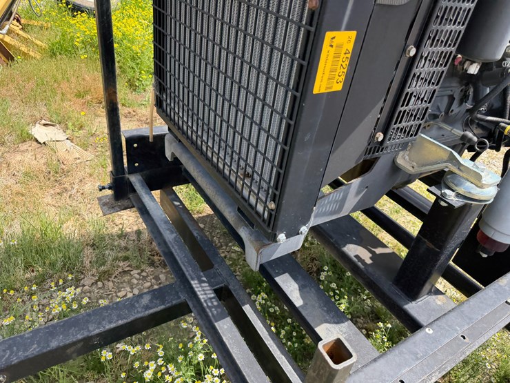 #45253-•-inop-fpt-industrial-4-cyl-power-unit-image-11