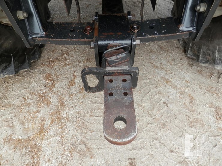 new-holland-tj330-image-21