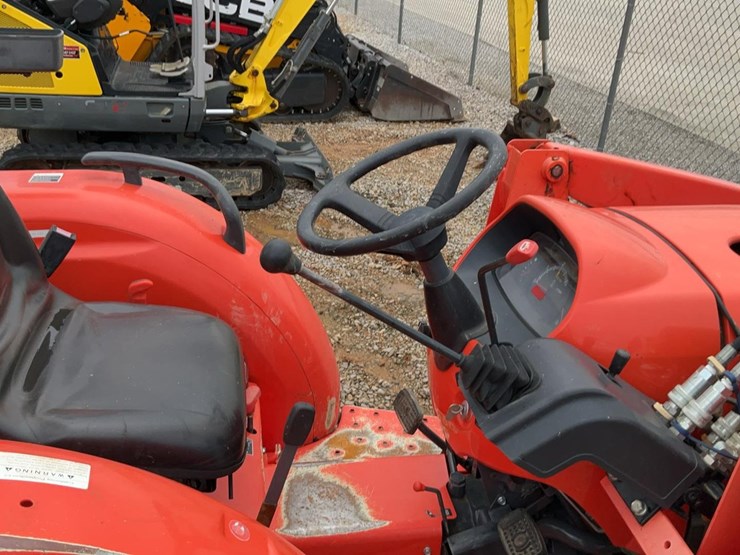 2021-kubota-l2501-image-16