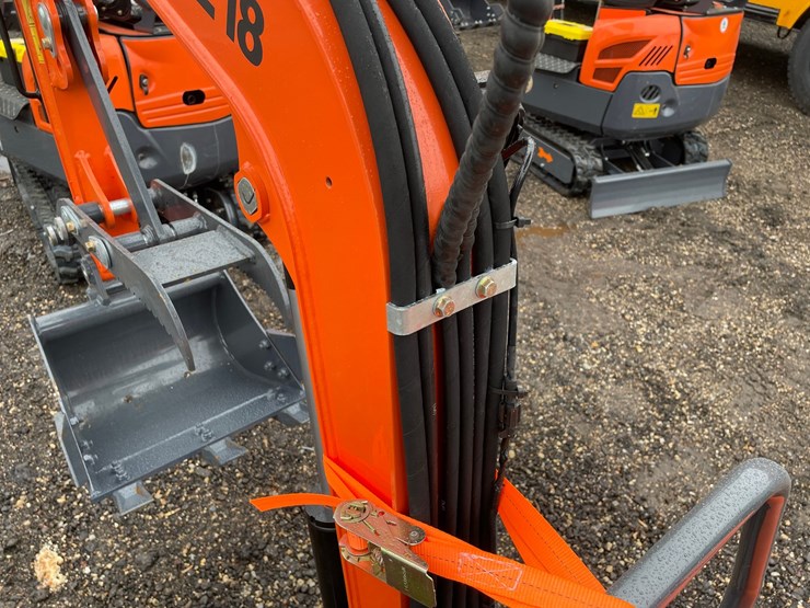 #3344-•-2026-ats-me18-mini-excavator-image-6