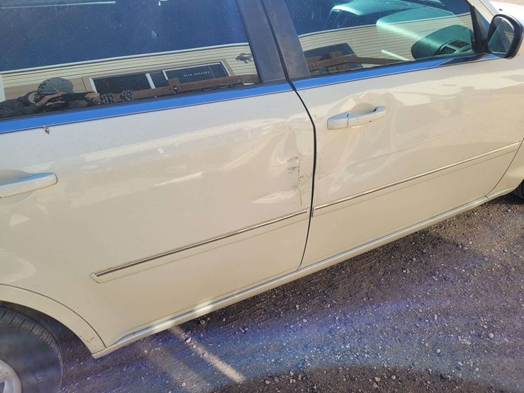 2007-chrysler-300-sedan-4d-image-4