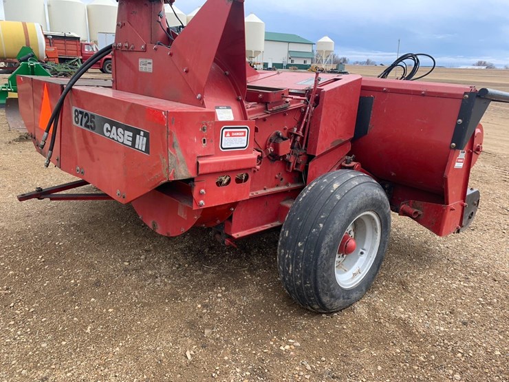 1999-case-ih-8725-forage-chopper-image-4