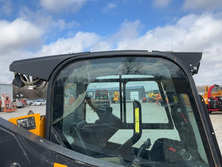 2021-jcb-215t-image-48