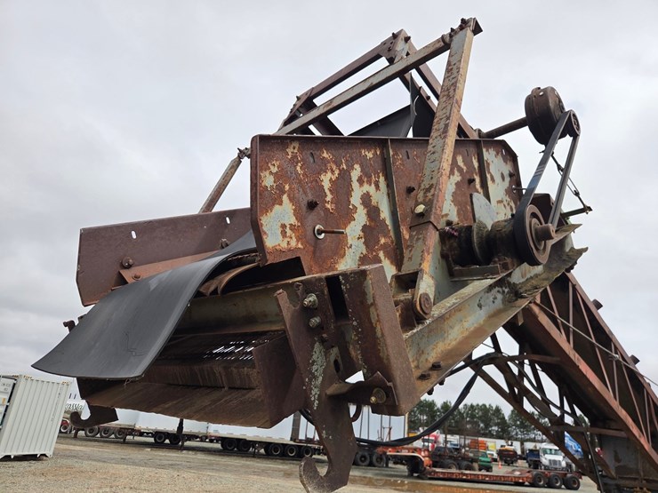 massey-ferguson-8-image-27