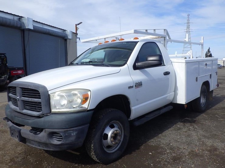 2008-dodge-ram-3500-image-1