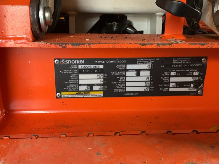 #404-•-2019-snorkel-26'-scissor-lift-image-12