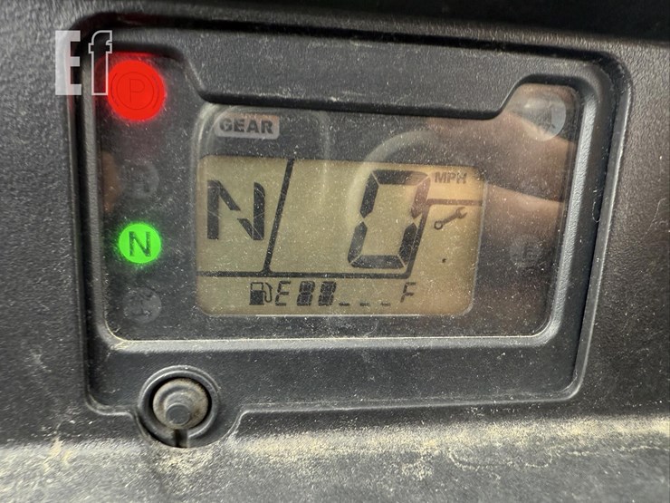 2016-honda-pioneer-700-image-18