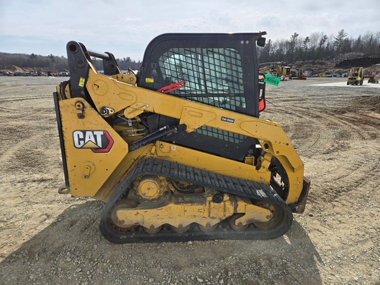 2019-caterpillar-259d3-image-6