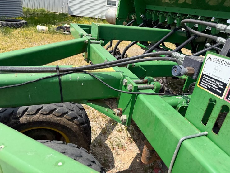 john-deere-1590-image-45
